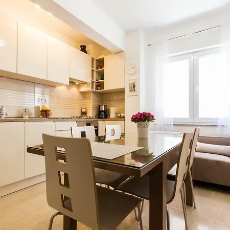 Stine Apartment *